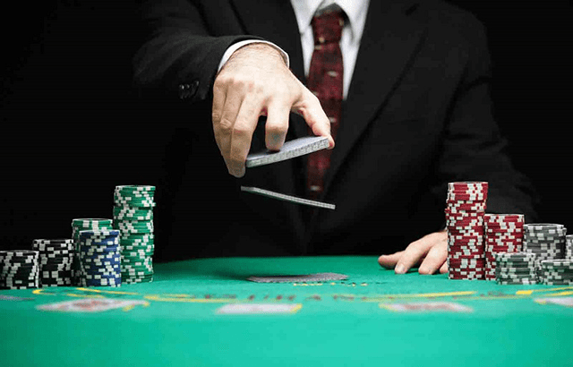 Học lỏm những cách chơi siêu đỉnh từ cao thủ Poker Hoc lom nhung cach choi sieu dinh tu cao thu Poker