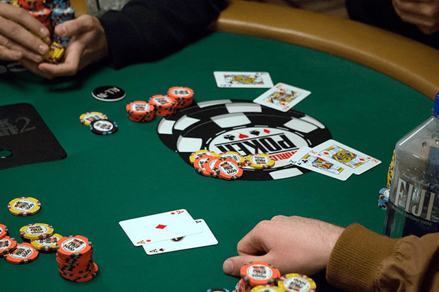 Những lưu ý khi chơi Poker Nhung luu y khi choi Poker