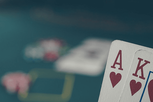 Giải thích về các vấn đề liên quan tới High Roller trong Poker Giai thich ve cac van de lien quan toi High Roller trong Poker
