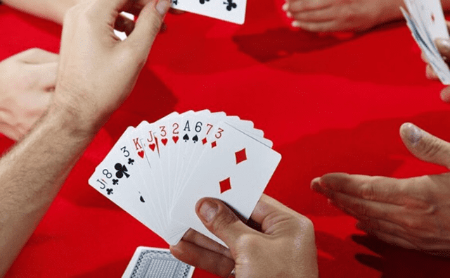 Chơi tiến lên miền nam thì người chơi cần phải quan tâm đến những yếu tố nào? Choi tien len mien nam thi nguoi choi can phai quan tam den nhung yeu to nao?