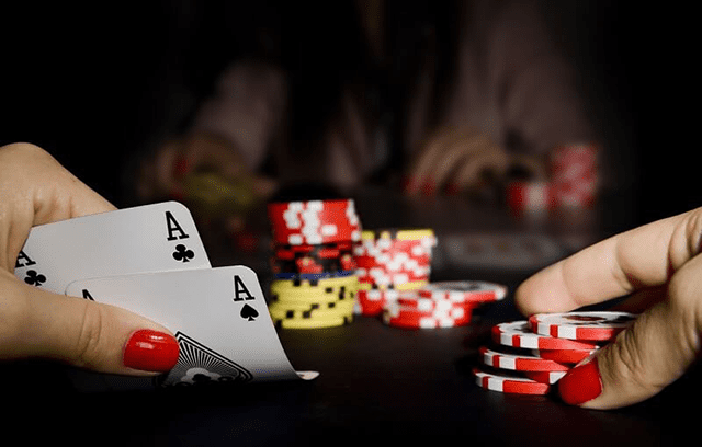 Giải thích chi tiết các hành động có trong tựa game Poker? Giai thich chi tiet cac hanh dong co trong tua game Poker?