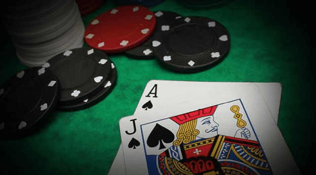 Mối quan hệ giữa luật chơi Blackjack và tỷ lệ cá cược Moi quan he giua luat choi Blackjack va ty le ca cuoc