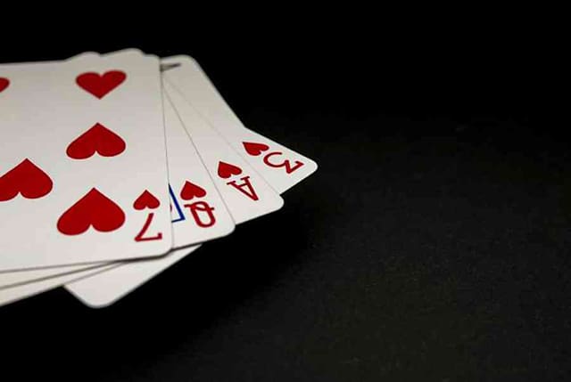 Kinh nghiệm xương máu để chơi game bài phỏm trực tuyến Kinh nghiem xuong mau de choi game bai phom truc tuyen