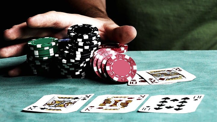 Tìm hiểu về cách nâng cao kỹ năng trong Poker để luôn là người thắng